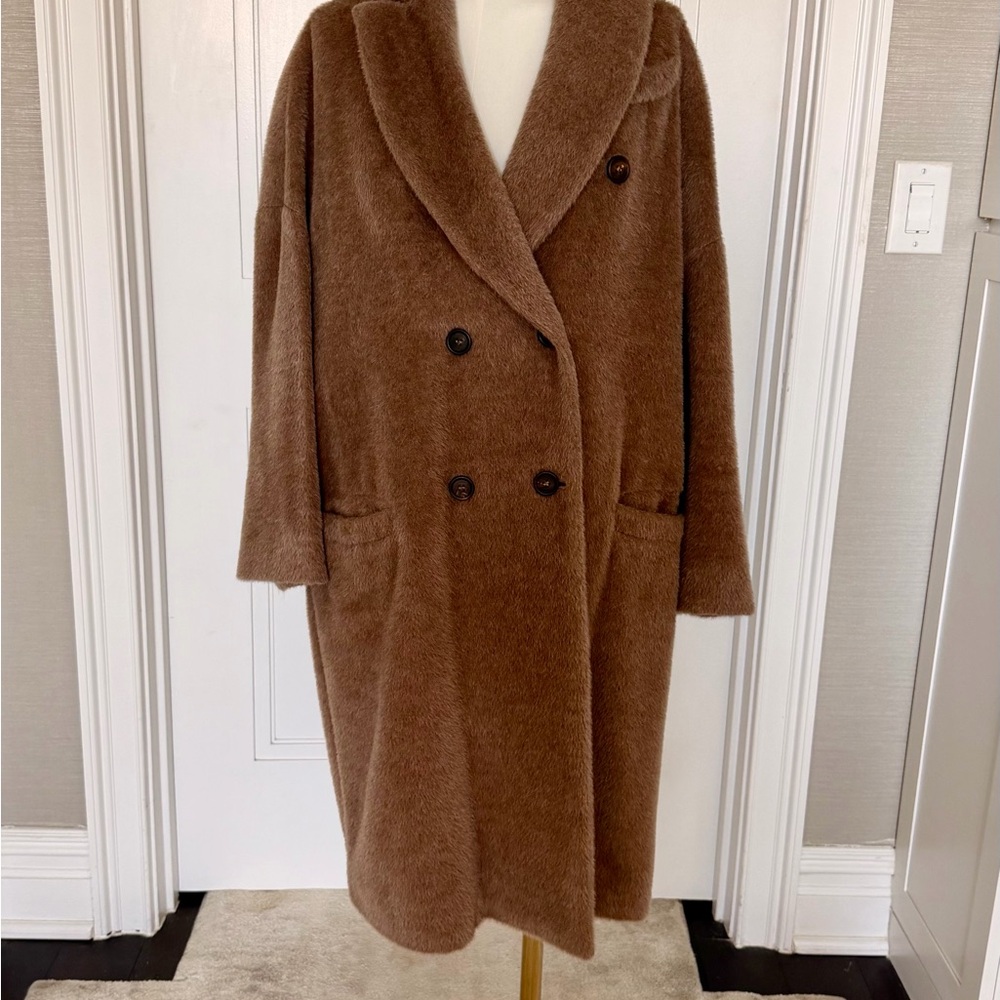 Brunello Cucinelli Alpaca & Wool Coat, Size 42 IT, US 4-8, Excellent Condition - Picture 5 of 15